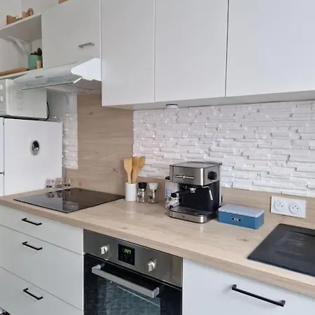 Leukif - T4 Duplex 4* Avec Rooftop ルカート