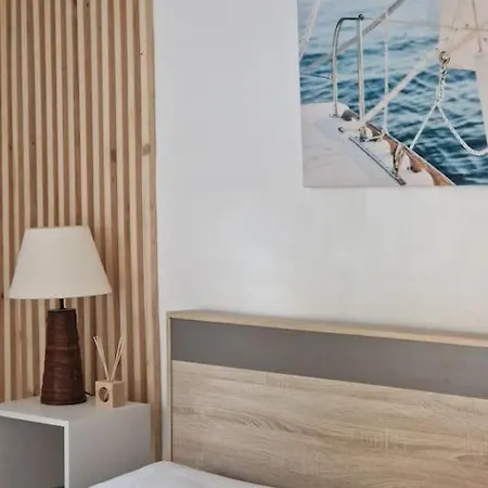 Leukif - T4 Duplex 4* Avec Rooftop Apartamento Leucate